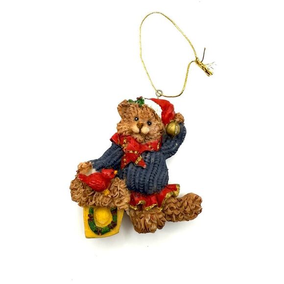 Holiday Bear Ornament Resin Unmarked - Picture 1 of 3